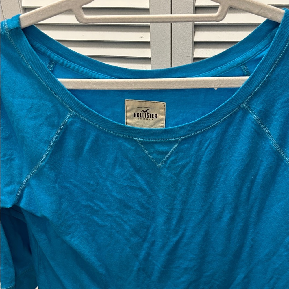 Hollister Women's Teal 3/4th Length Sleeve Cropped Tee